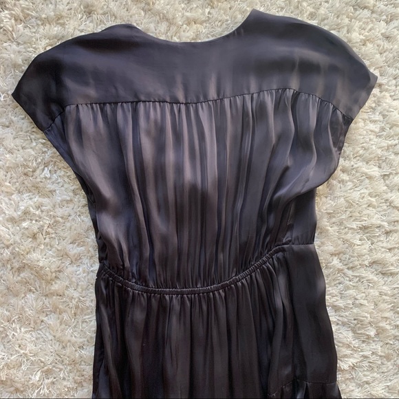 Modern Citizen Chloe Pleated Dress - Picture 7 of 14